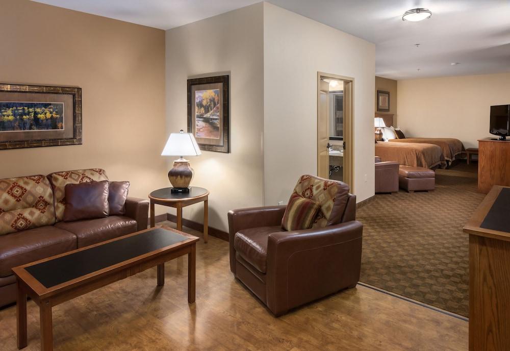The Lodge at Deadwood Gaming Resort photo 15