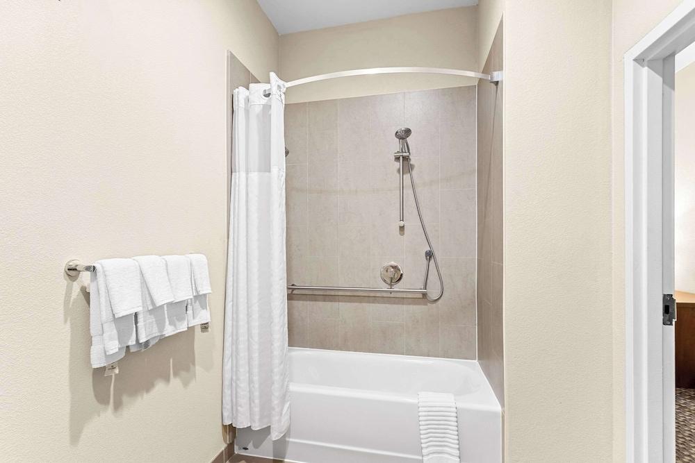 Comfort Inn & Suites Grenada photo 37