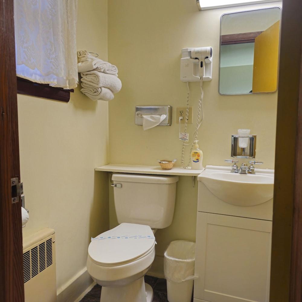 Home Motel Abbotsford photo 22