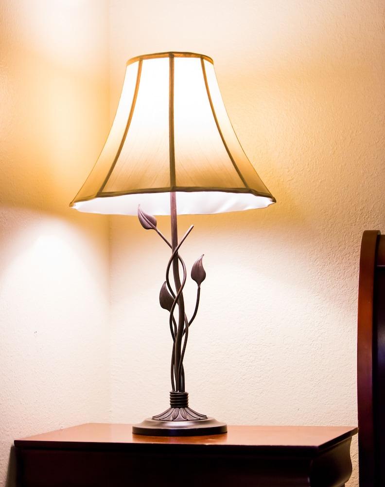 Chalet Motel photo 3