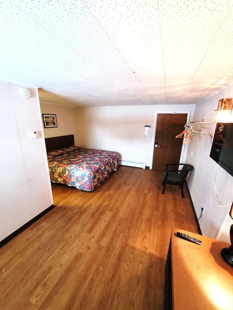 Norman Motel photo 5