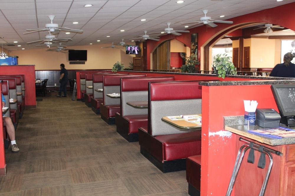 APM Inn and Suites photo 20