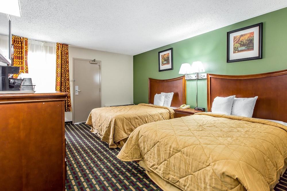Quality Inn Homewood Birmingham I-65 photo 14