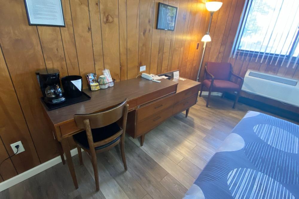 Waterway Inn photo 7