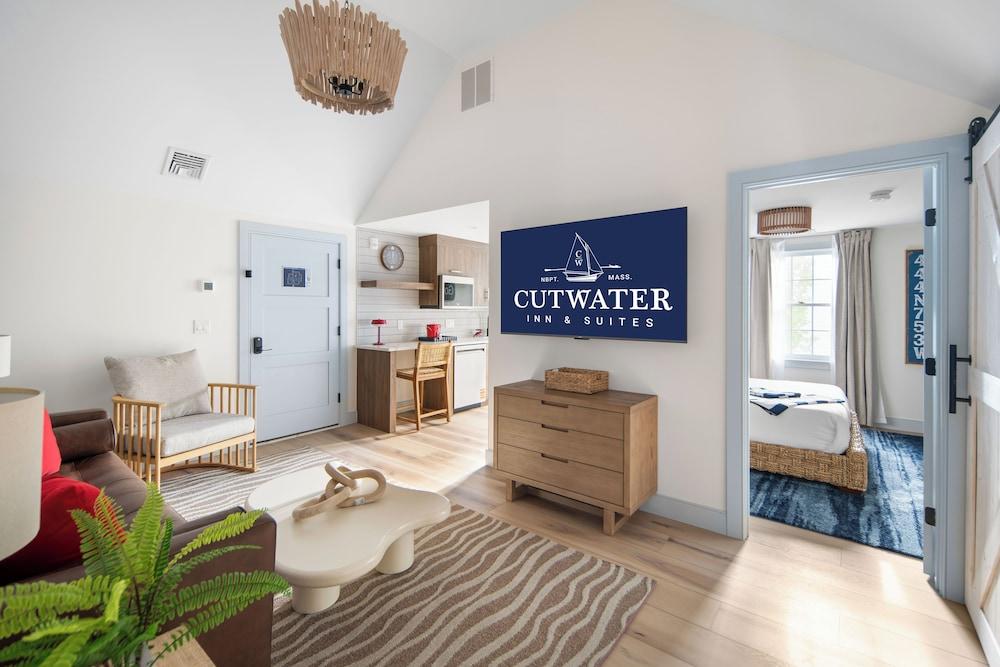 Cutwater Inn & Suites photo 23