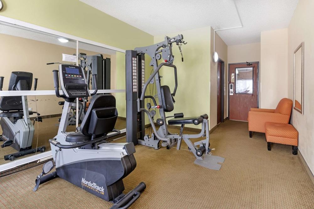 Quality Inn Bemidji photo 41
