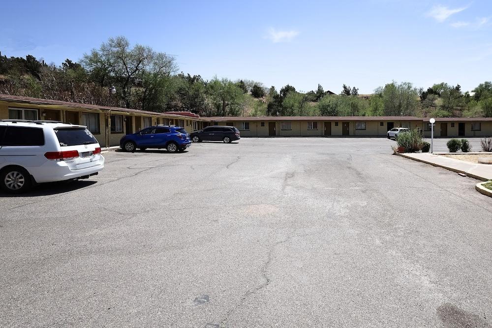 Route 66 Inn photo 17