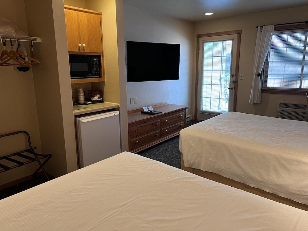 Homestead Suites photo 21