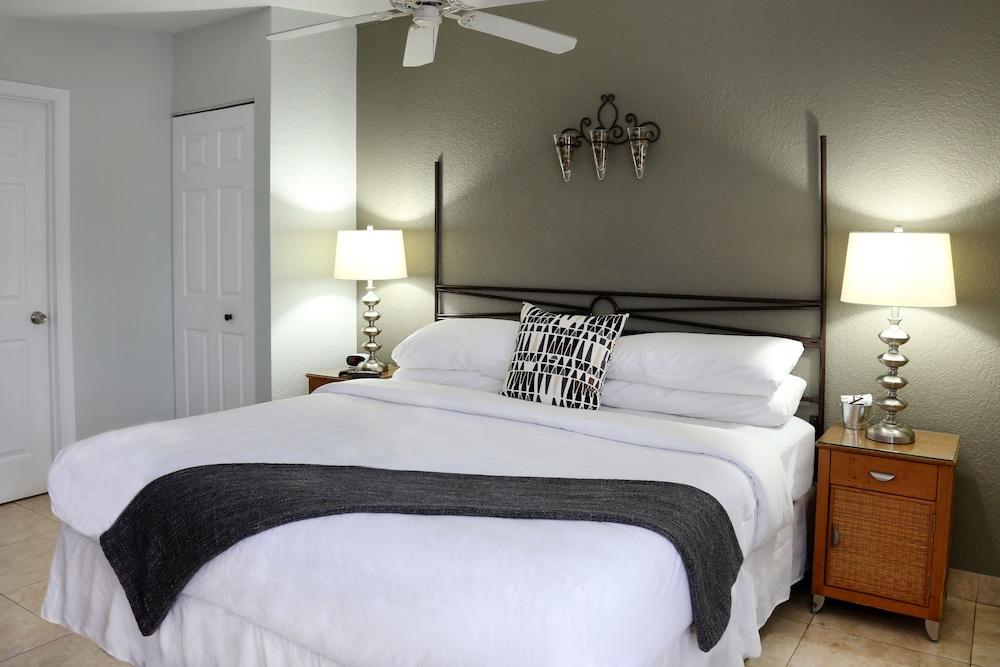 The Cabanas Guesthouse & Spa - Caters to Gay Men photo 7