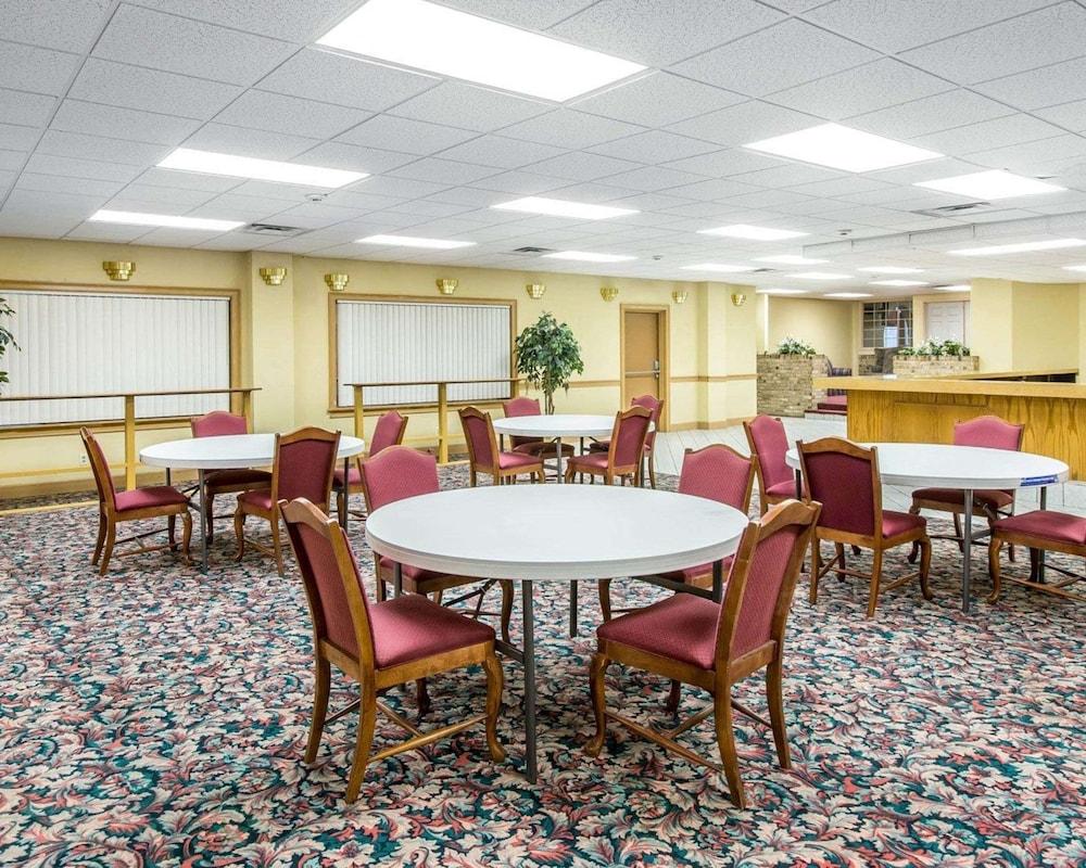 Econo Lodge Dalton West photo 28