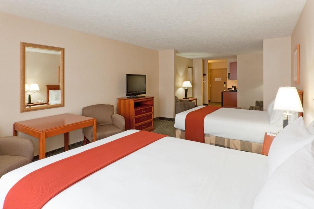 Holiday Inn Express & Suites Kent - University Area by IHG photo 10