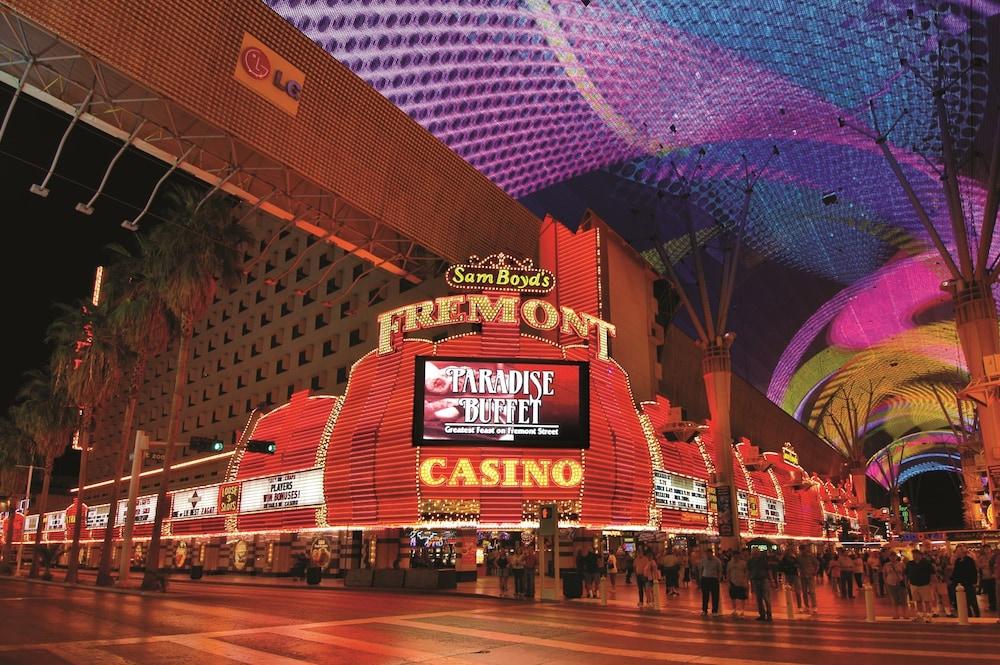 Fremont Hotel & Casino photo 2