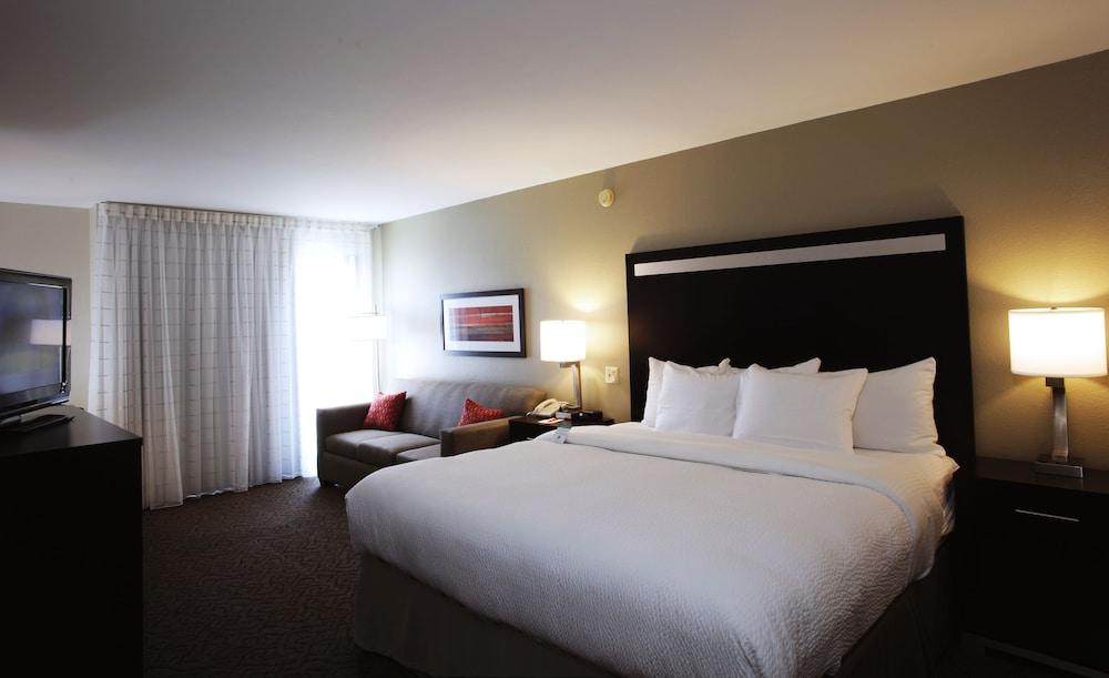 Carrollton Inn photo 35