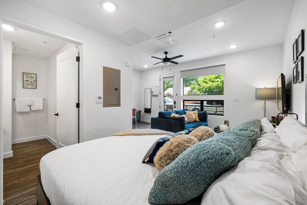 Holly House photo 26