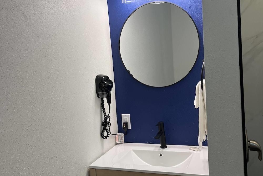 Travelodge By Wyndham Bainbridge photo 7