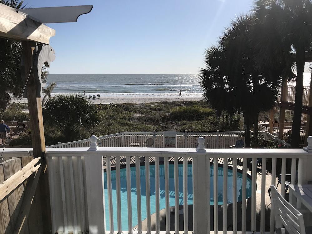 Schooner Hotel photo 24