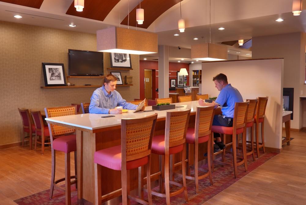 Hampton Inn & Suites Orem photo 38