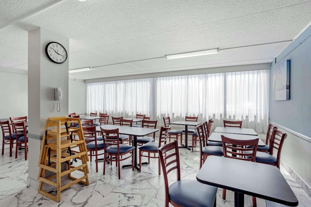 Best Western Rutgers University Hotel photo 20