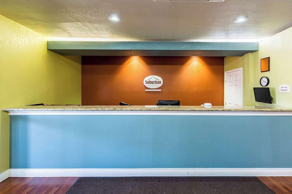 Suburban Studios Beaumont photo 2