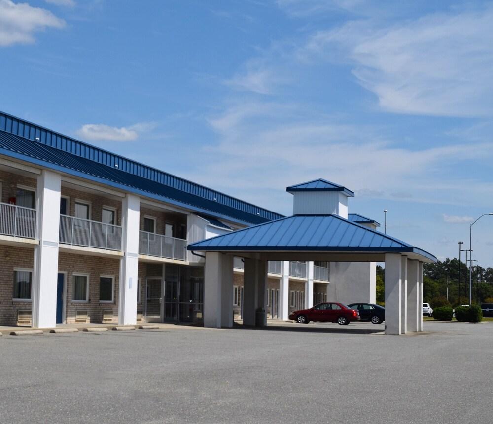 Americas Best Value Inn Kinston photo 16