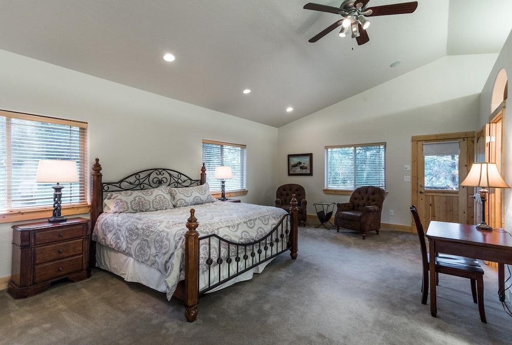 Pineview Lodge photo 47