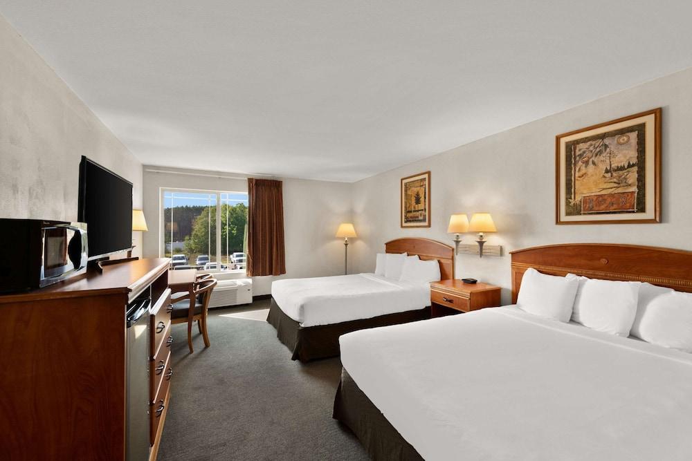 Rodeway Inn & Suites Tomahawk photo 26