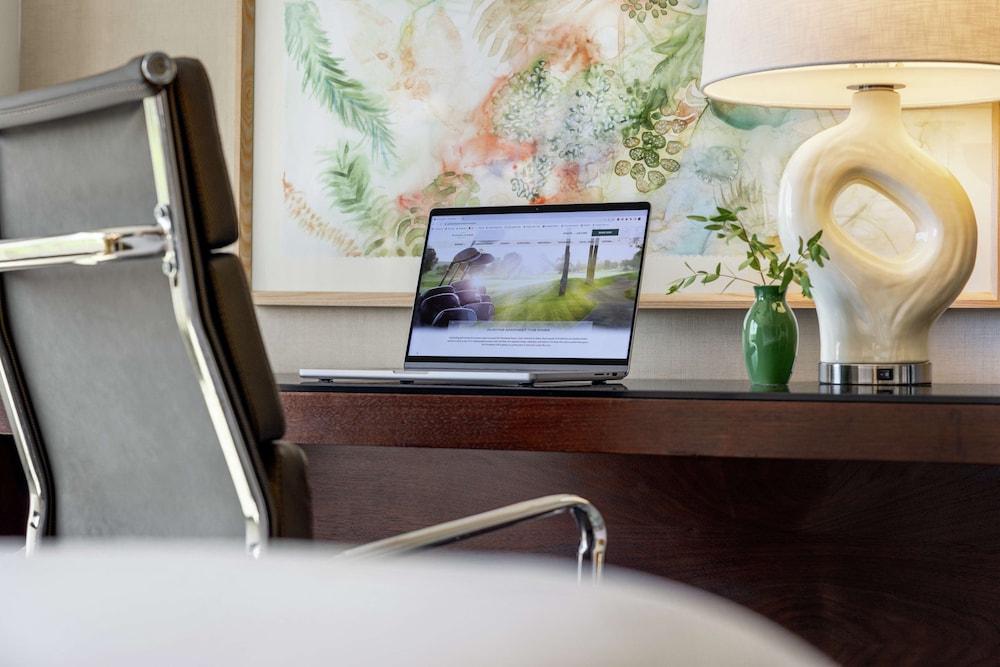 The Woodlands Resort, Curio Collection by Hilton photo 40