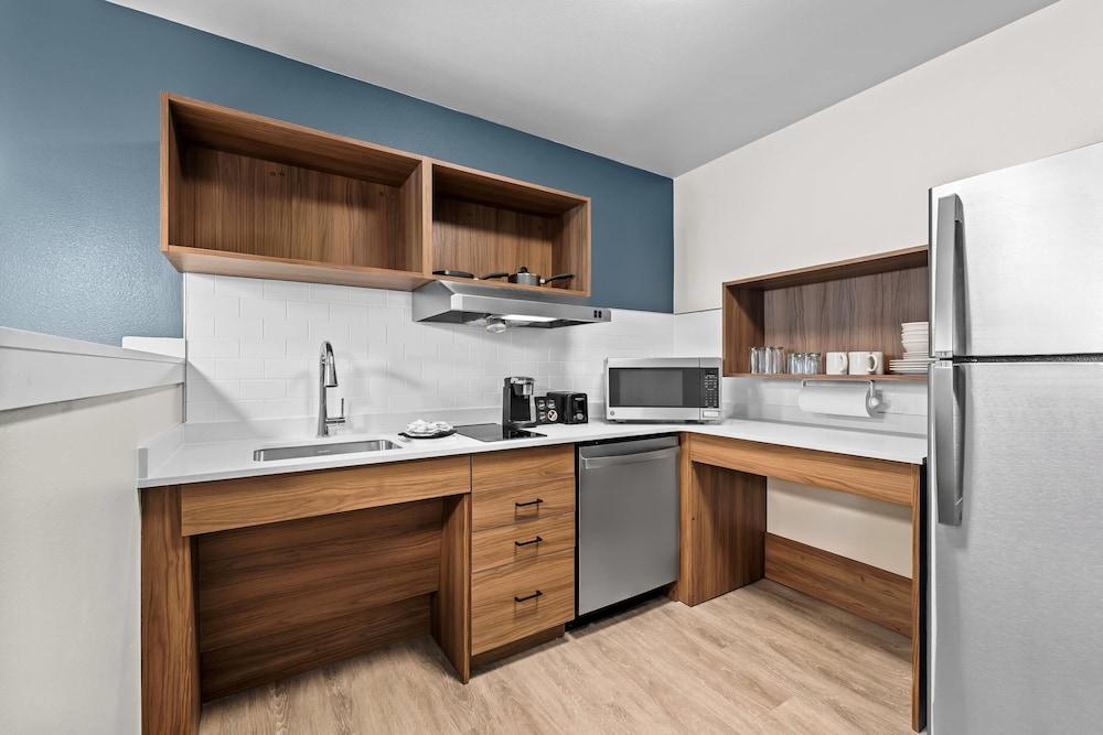 Everhome Suites Brownsville photo 39