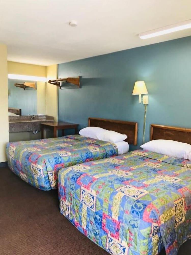 Roosevelt inn Motel photo 6