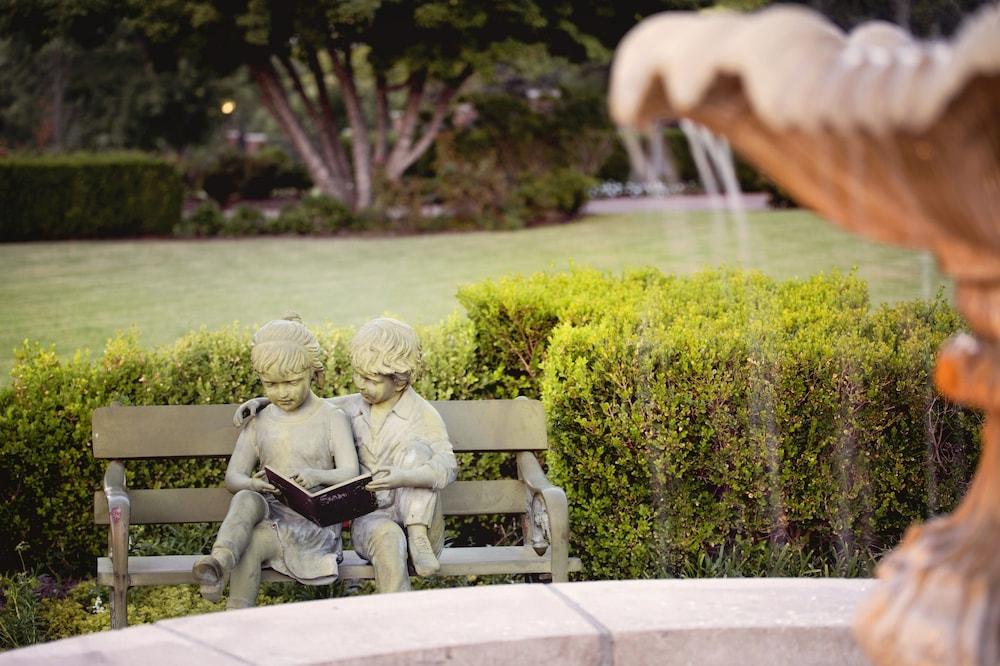 Dominion Gardens and Hotel photo 25