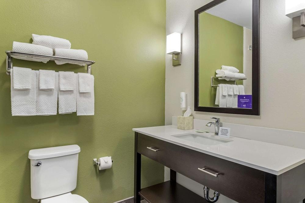 Sleep Inn & Suites Liberty photo 11