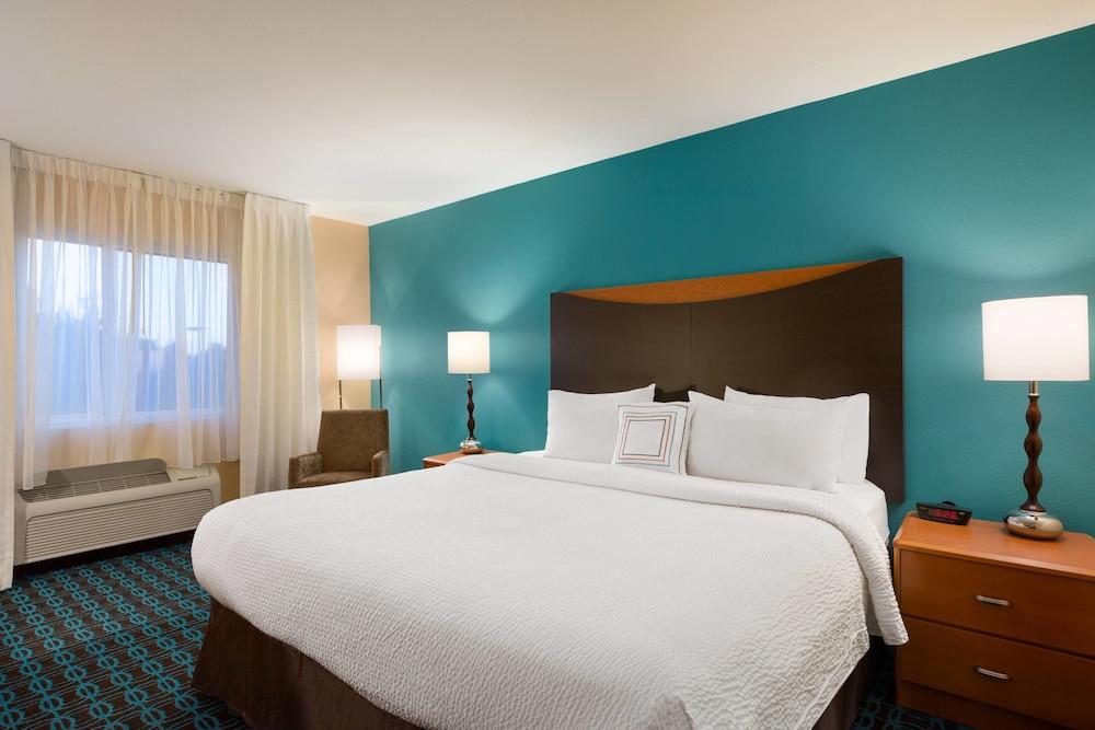 Comfort Inn & Suites Houston North - Spring photo 11