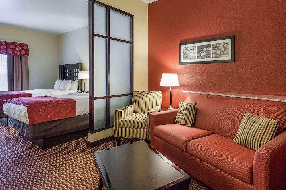Comfort Suites Leesville near Fort Johnson photo 62