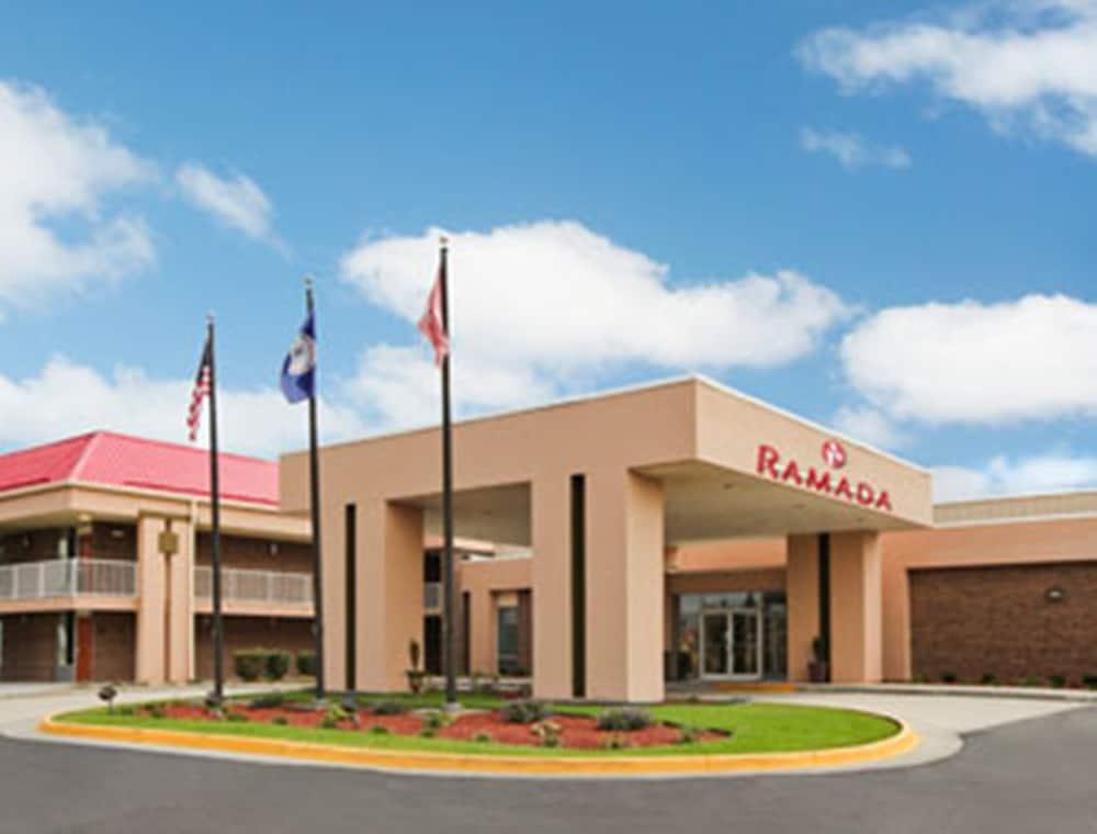 Ramada by Wyndham Wytheville photo 55