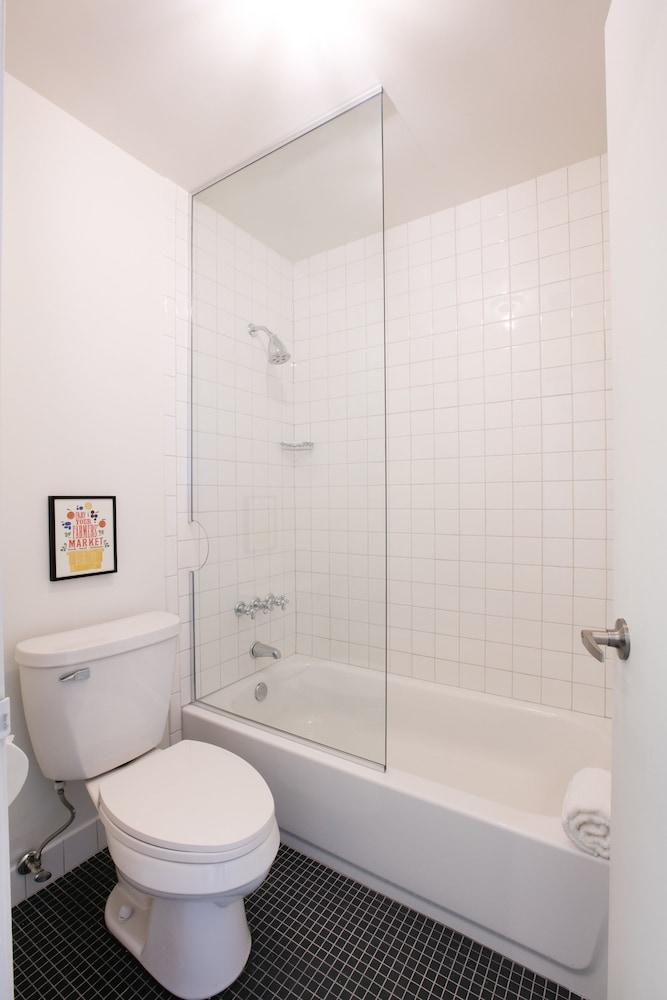 Trumbull and Porter Hotel photo 71