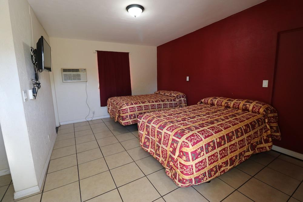 Sandman Inn Motel photo 31