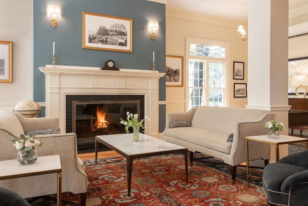 Bar Harbor Inn photo 69