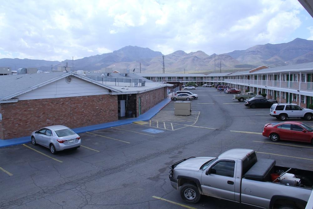 SuperLodge Motel photo 15