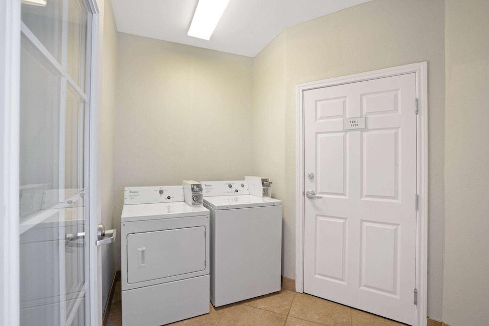 Sonesta Essential Houston Westchase photo 26