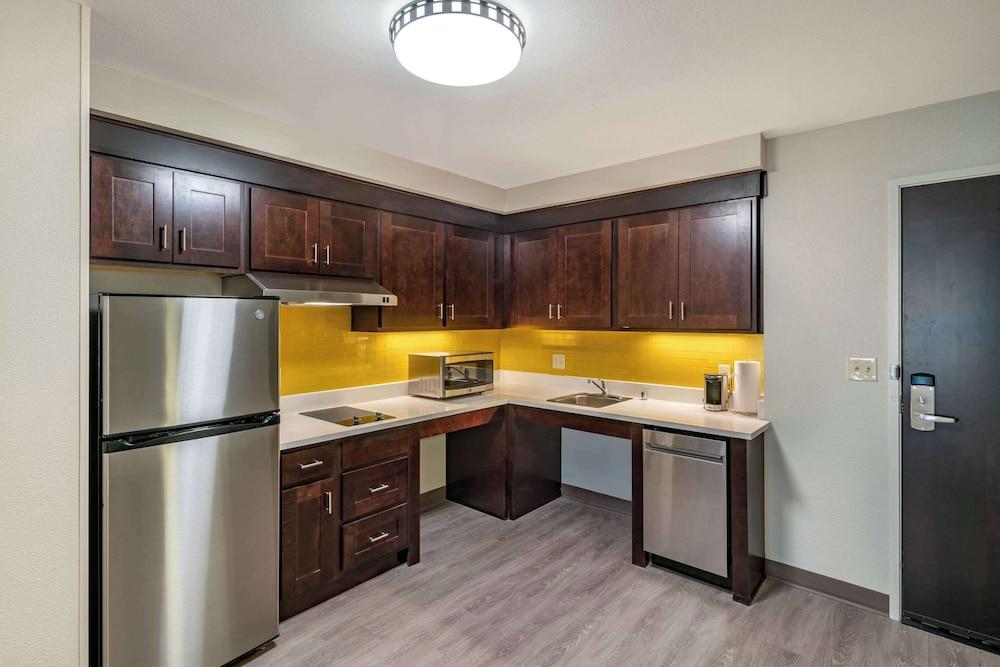 MainStay Suites Spokane Airport photo 21