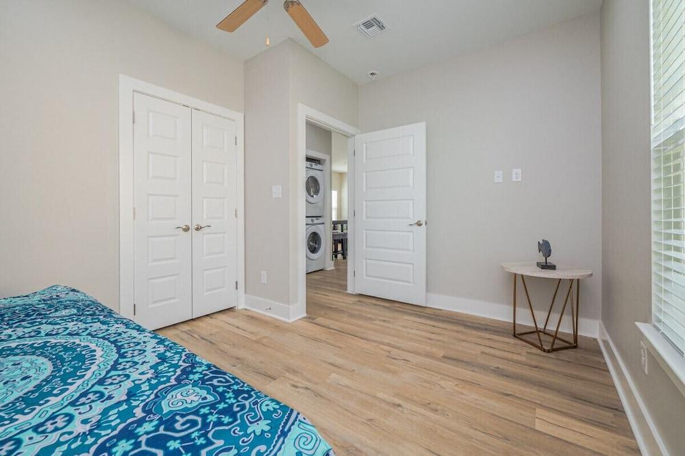 Pelican Bay Resort photo 17