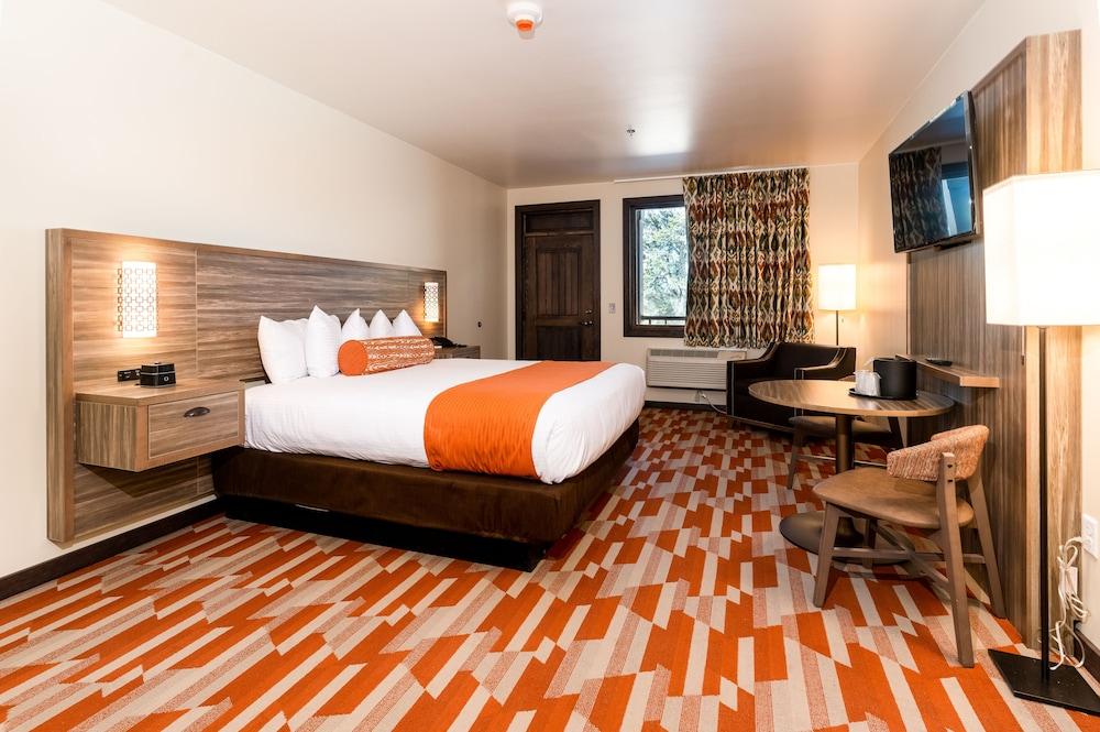Maswik Lodge - Inside the Park photo 9