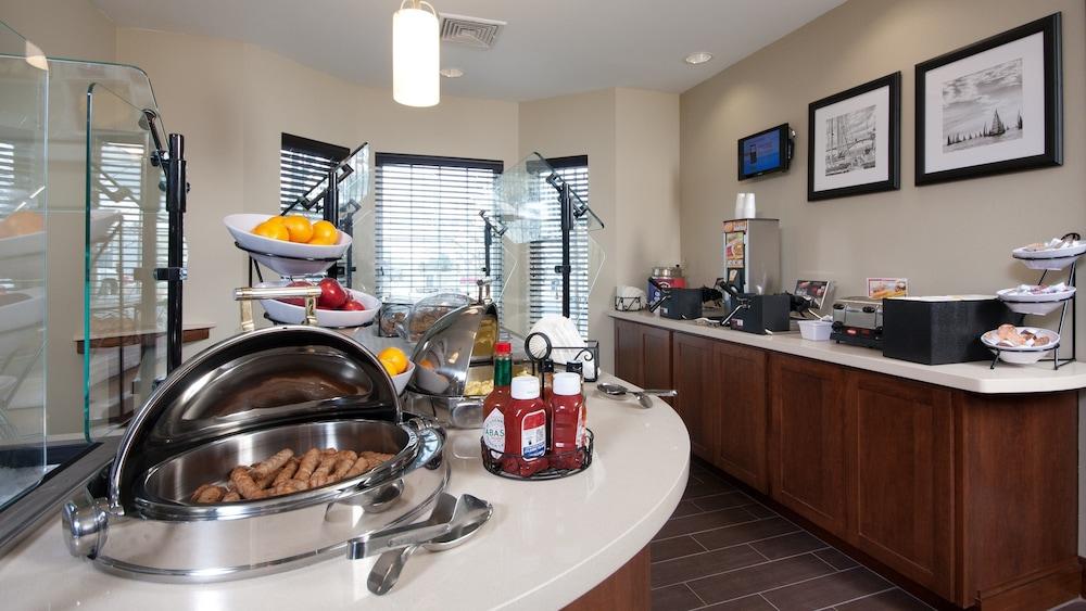 Staybridge Suites Buffalo-Amherst by IHG photo 41