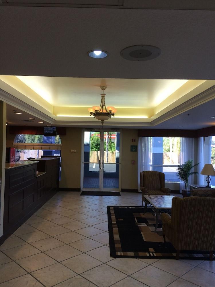 Ruskin Inn Hotel photo 7