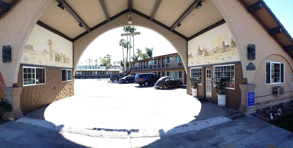 Stardust Inn photo 8