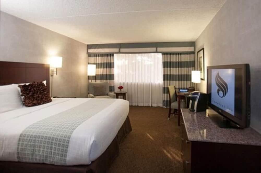 Somerset Inn photo 6