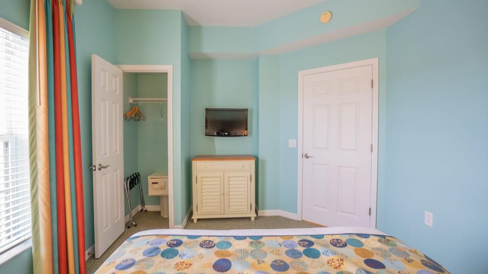 Barefoot Suites photo 49