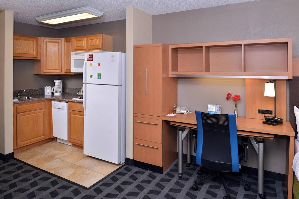 Towneplace Suites by Marriott Warren photo 18