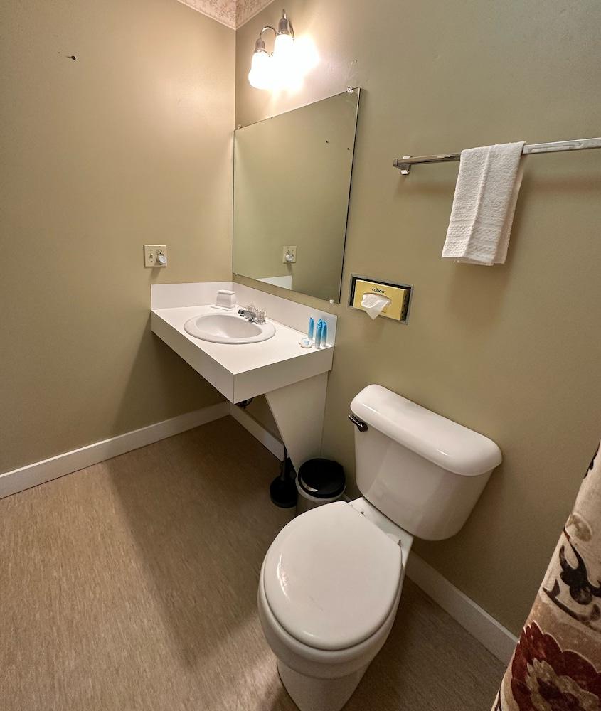 The Northport Inn & Lodge photo 12