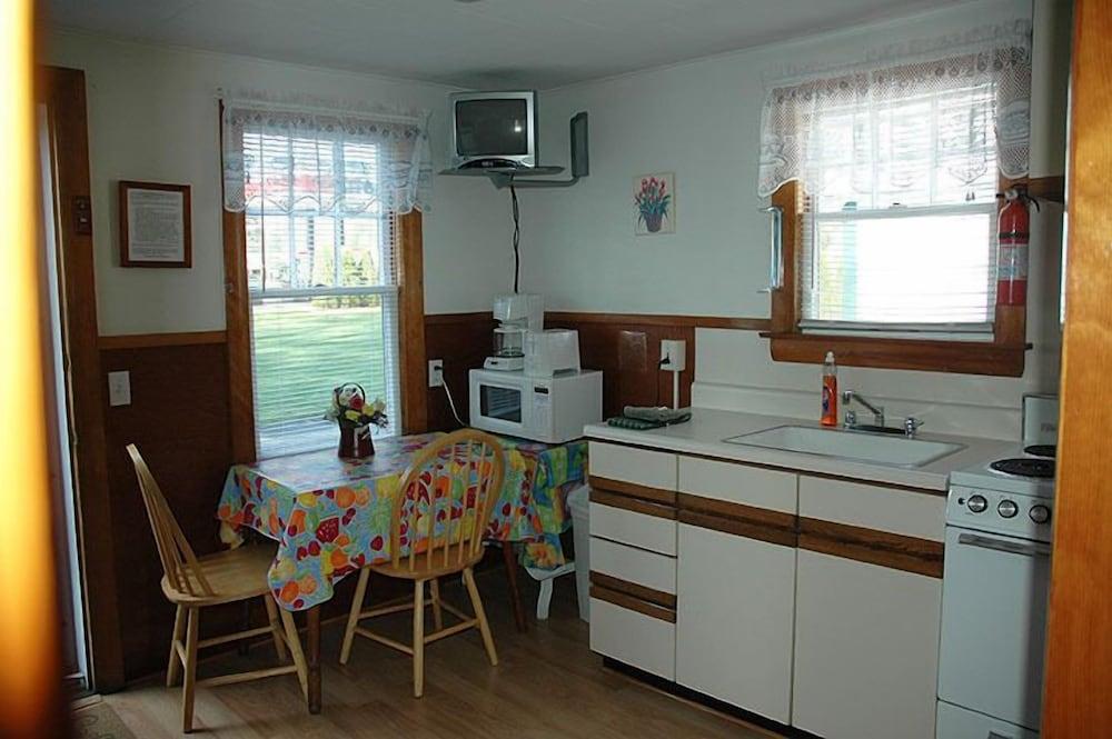 Channel Watefront Cottages photo 26